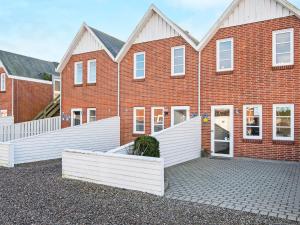 8 person holiday home in Rømø