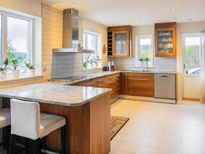 5 person holiday home in KLÖVEDAL