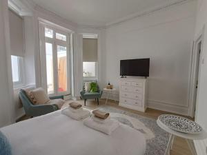 Charming and cosy 1 bed apartment with terrace in prime South Kensington location