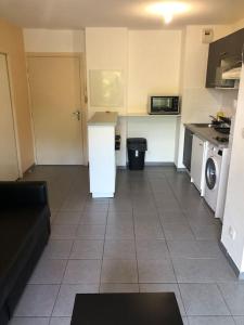 Appartements Le Fronton - Confortable T2 - Piscine : photos des chambres