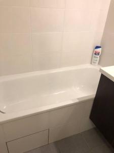 Appartements Le Fronton - Confortable T2 - Piscine : photos des chambres