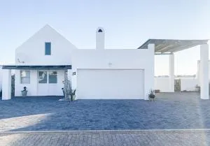 Lampies Bay Hideaway Close to the Shore - Stompneusbaai