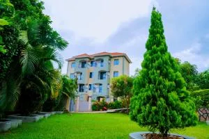 Emax Apartment Kampala - Bwebajja