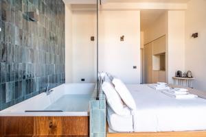 Palazzo Italia Suites