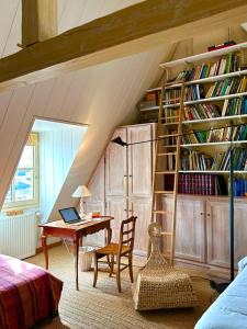 B&B / Chambres d'hotes Logis Saint-Flaceau : photos des chambres