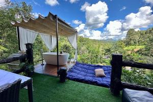 Rai Phusaitran ไร่ภูสายธาร