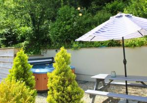 Pantgwyn Bach - Private Apartment