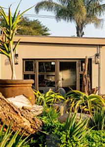 Guest Room at Joubert