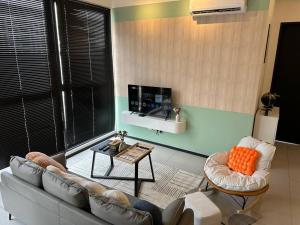 High Floor, 3BR 3queen bed, 2 parking, Urban Suites by XWHome - 4hvězdičkové hotely ve městě Jelutong