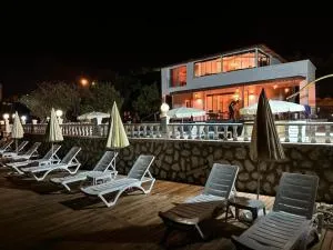 OtelOX Ayaş Beach Villa - 梅尔辛