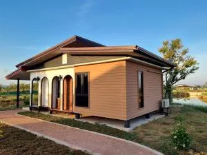 Lan Nam Ob Duen ลานน้ำโอบเดือน - Ban Maklua Kao