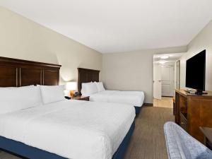 Queen Room with Two Queen Beds - Mobility Access/Non-Smoking room in Hampton Inn Blytheville