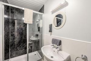 Auchenlarie Courtyard No 2