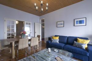 PN New AC! STYLISH & CENTRAL- view to tram 28!