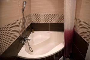 Cozy 2-room apt, Parking nearby