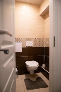 Cozy 2-room apt, Parking nearby