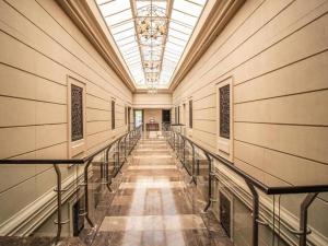 Elegant Cape Royale Suite