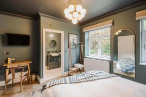 Tyndalls Park - Your Apartment