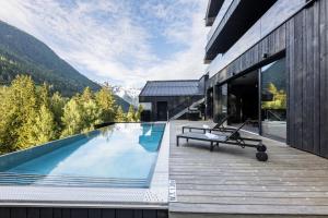 Paznauner Villen - Villa I - 4-star hotels in Kappl