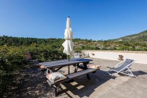 Le Viguier - Maison avec terrasse vue montagne