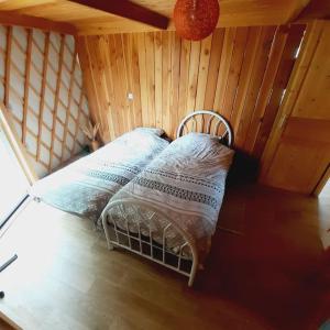 Yourte contemporaine