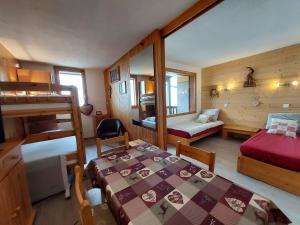 Studio divisible au cœur de La Plagne-Tarentaise, pour 4 personnes - FR-1-353-131