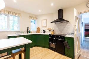 Stable Flat on Gorgeous Rural Farm