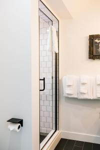 Unit A, The Kroger Lofts