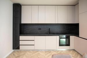 SaDim Lux Apartment City Tower-18th floor