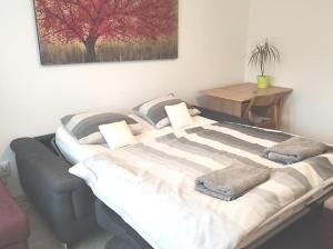 Cosy flat in a quiet location with free parking