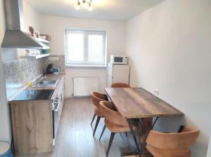 Cosy flat in a quiet location with free parking