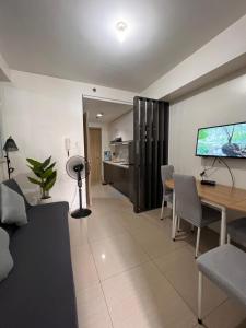 Studio Units at Shore Residences Condo MOA Complex near Airport