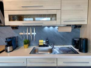 Belisima Apartments I Ferienwohnung Rimsting - Krautinsel I Chiemsee I Modern mit Seeblick I 2 Balkone I 2 Schalfzimmer I Waschmaschine I Parkplatz I Nähe Bäcker