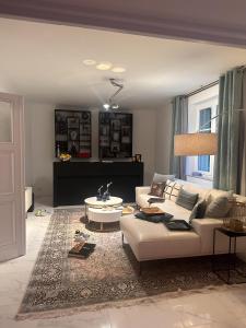 Cannes - Apartment - Sleeps 5 - Seaside