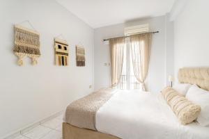 Acropolis Boho Bliss