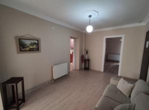 Esenkal 4th floor apartment