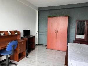 Home 49 - Studio Apartment