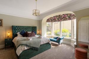 Mainsfield House - Luxury group accommodation