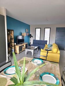 LAlOë charmant gîte - 2kms du Puy duFou