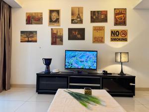 8 KLCC 5 minutes to Jalan Alor Street Bukit Bintang Pavilion 10 Pax 3R2B