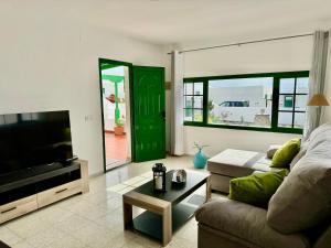 Casa Riadero by Vulcano Homes