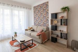 L53 Staywiz us - 1BR Hotel des Postes, Place Massena Terrace & AC