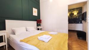 Floriańska 10 C-D by Homeprime