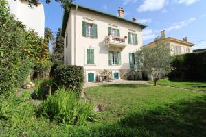 Appartements Villa Cottage Reine, RC Jardin : Appartement 4 Chambres