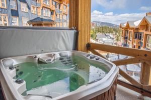 Stonegate Resort Unit B208