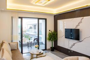 2 Bed Apartment with En Suite at Menelik Road