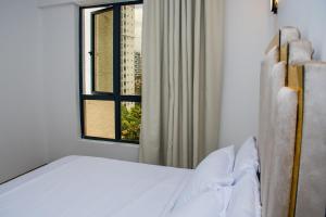 2 Bed Apartment with En Suite at Menelik Road