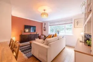 Cozy 1BR Opposite Ascot Racecourse, Free Parking - Winkfield