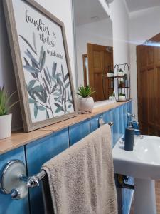 Cazare cu acces gratuit la zona de coworking place