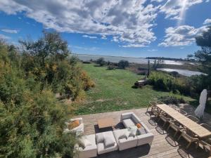Villas Mas au Bord de L-etang : Villa
